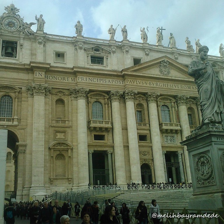 vatican09.jpg