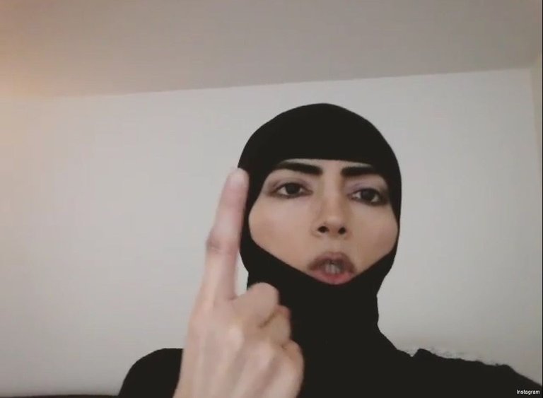 Nasim Aghdam Hijab.jpg