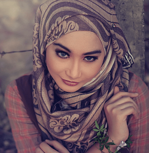 beautiful-hijab-eyes.png