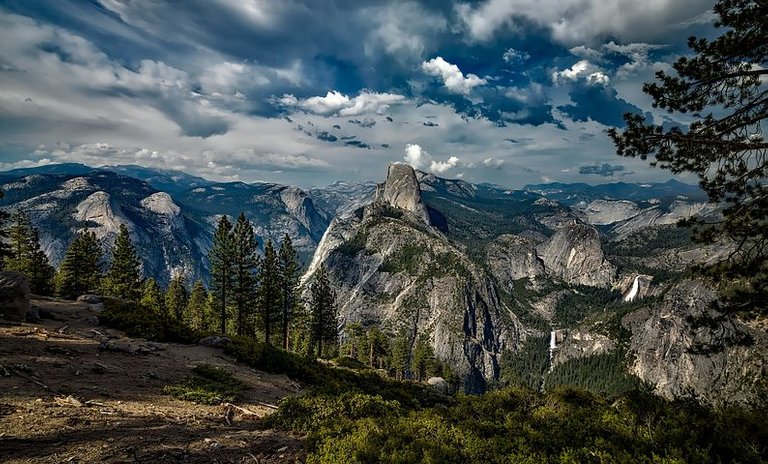 yosemite-1590013__480.jpg