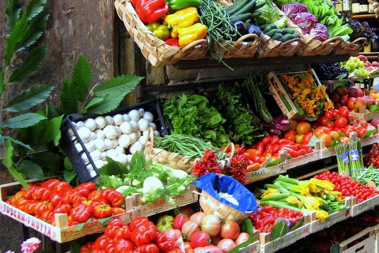 Italian-vegetable-market.jpg