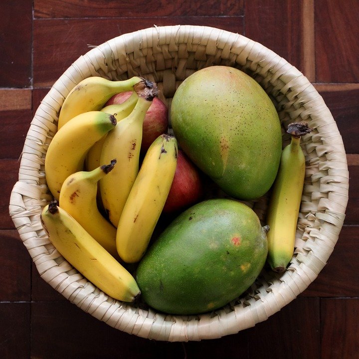 Food-Mangoes-Fruits-Fresh-Banana-Organic-Ripe-2241951.jpg