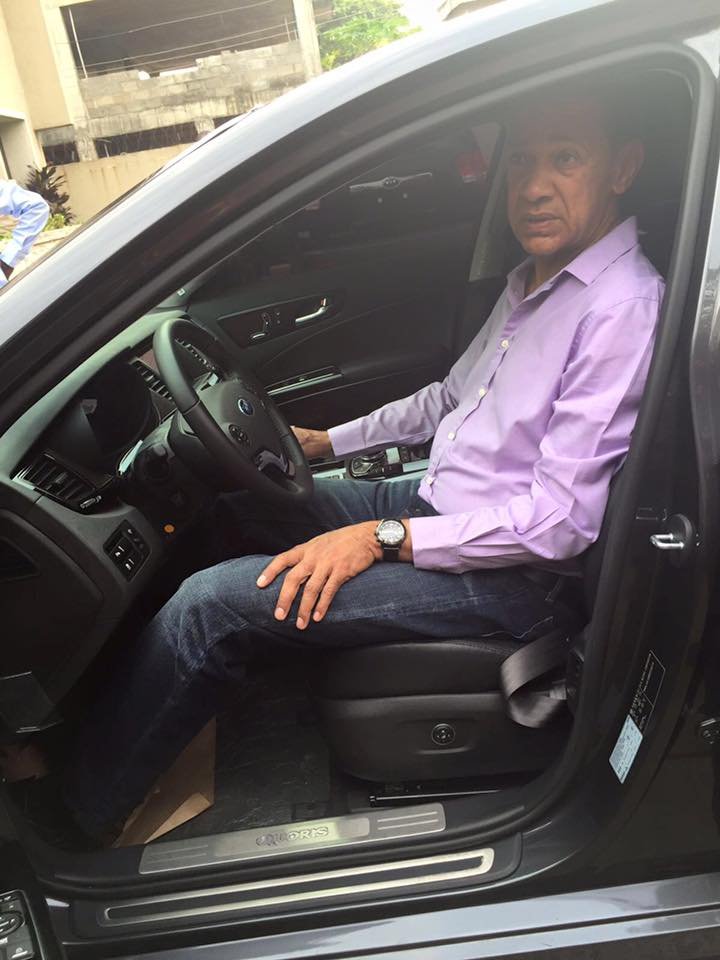 ben-bruce-buys-made-in-nig-kia8.jpg