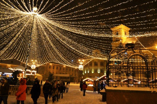 Sibiu-Christmas-Market-Transylvania-6-e1449694587377.jpg