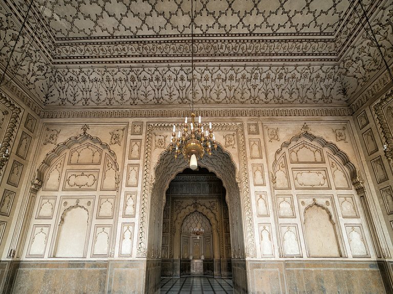 Badshahi-Mosque-Inside-Wallpaper.jpg