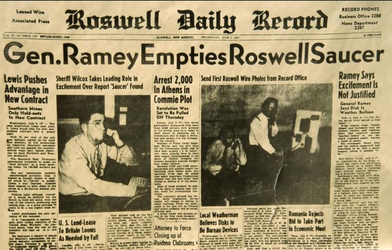 roswell newspaper.JPG