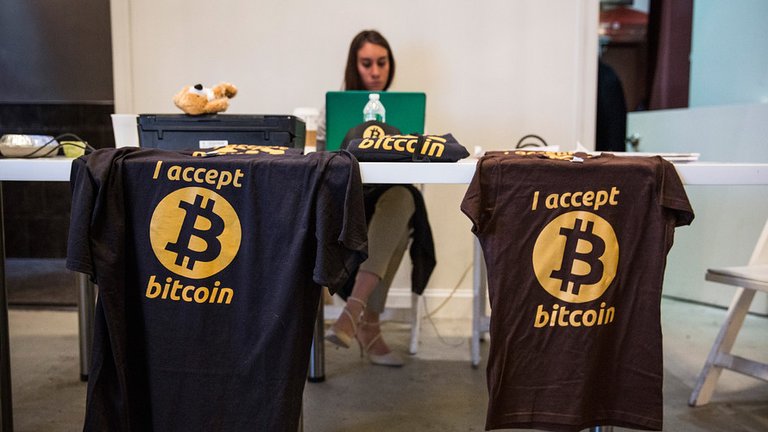 MW-FU406_bitcoi_20170915134017_ZH.jpg