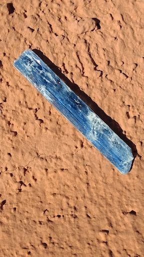 kyanite resized.jpg