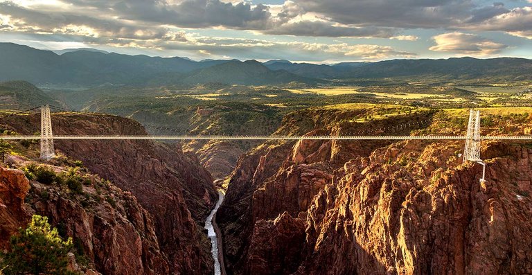 Royal Gorge Bridge, Colorado, USA.jpg