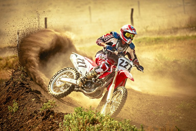 Z27 Motocross.jpg