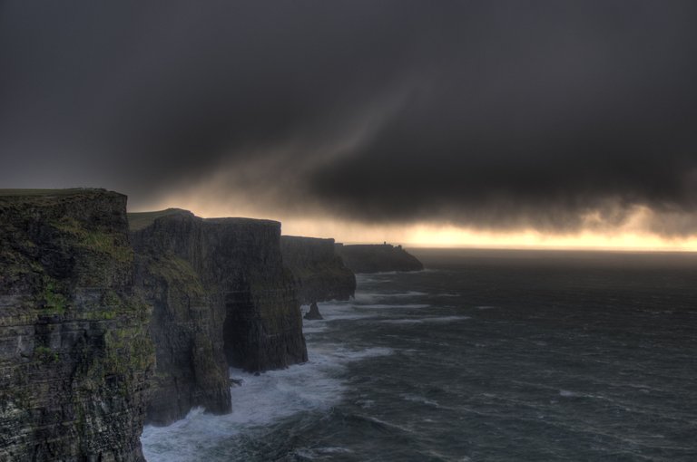 Cliffs_hdr.jpg