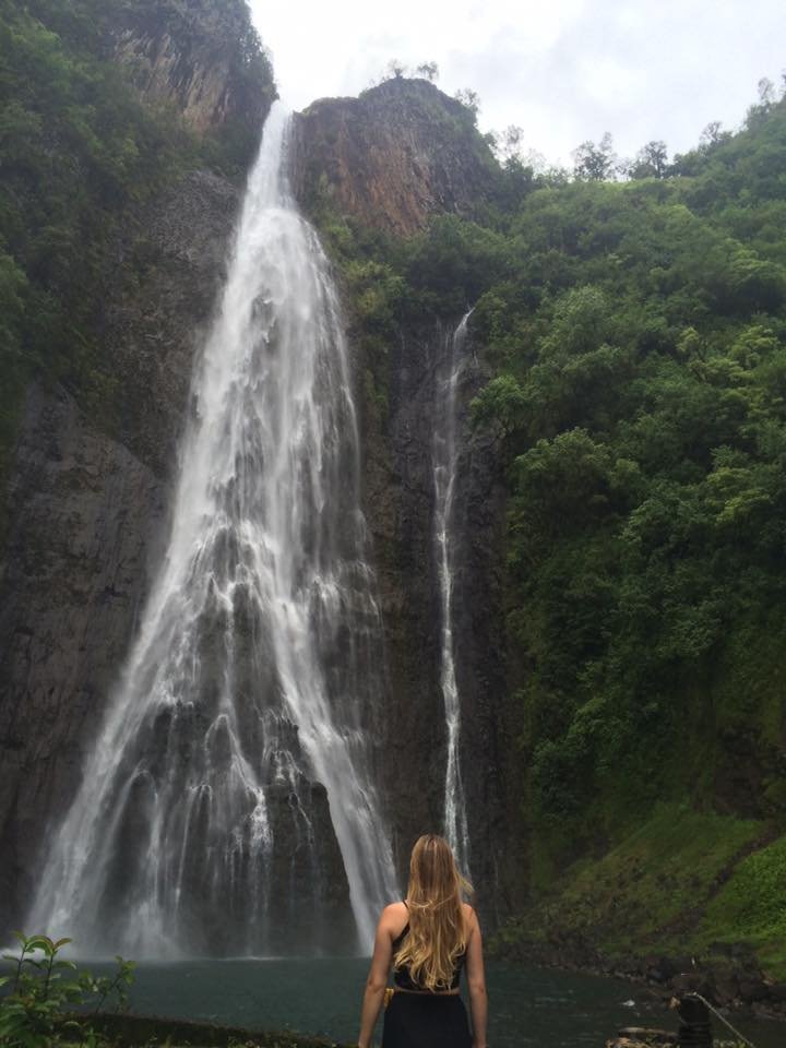 steemit hawaii jurassic falls.jpg