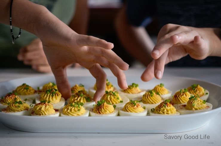 deviled eggs-24.jpg