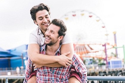 gay-couple-LGBTQ-wedding-proposal.jpg