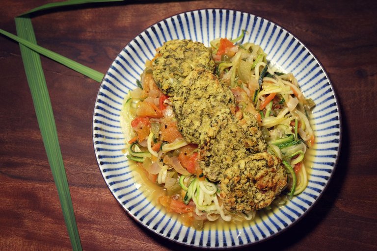 zoodles-falafel-1.jpg