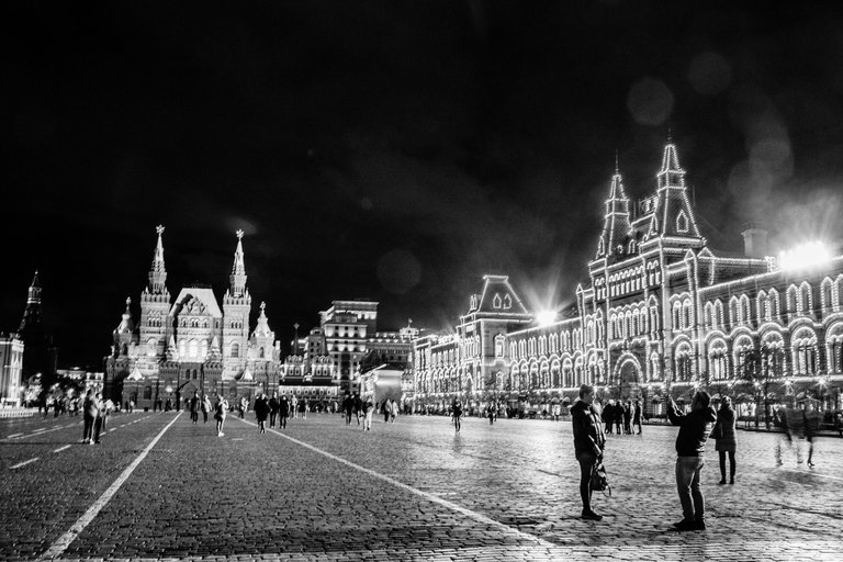 Moscow-bw.jpg