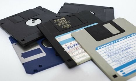 floppy-disk-214975_1280.jpg