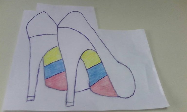 dibujo de zapatos.jpg