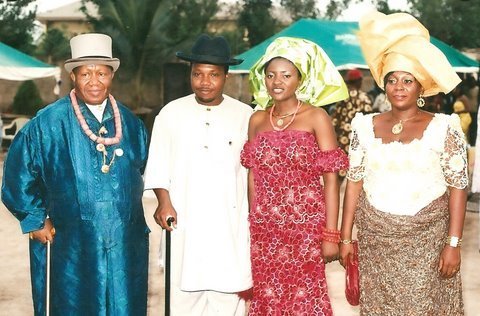 533881_ijaw_groom_n_igbo_lady_jpg0a3e9d9d1ec61847e7670a6a3fcd90ce.jpeg