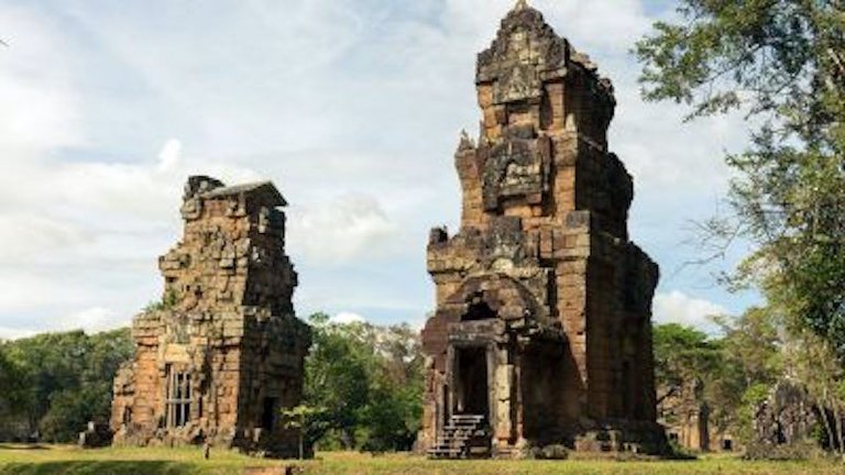 25 Prasat Suor Prat .jpg