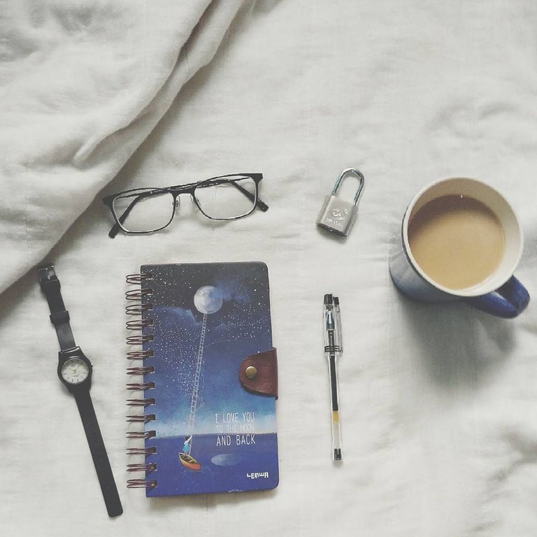 flatlay.jpg