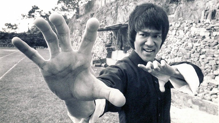 Bruce-Lee-6.jpg