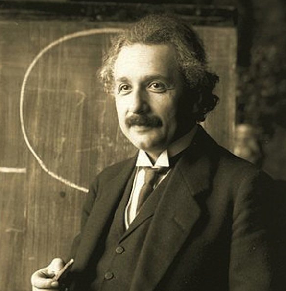 456px-einstein_1921_by_f_schmutzer.jpg