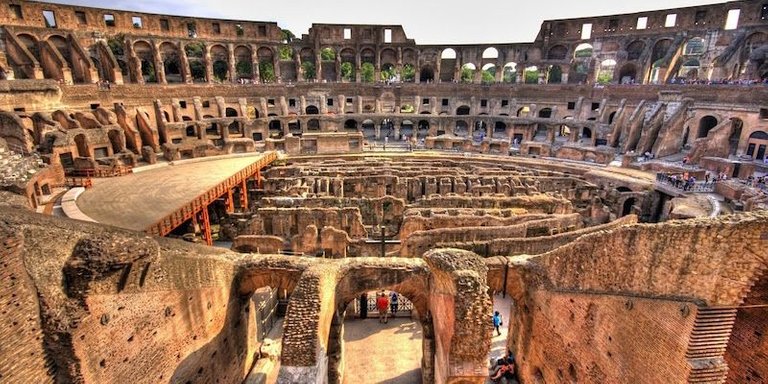 colosseum-rome-interior2-800-2x1.jpg
