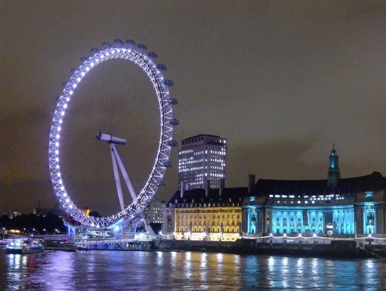 london eye.jpg