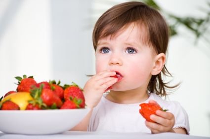 how-to-stimulate-your-children-to-eat-more-fruits-and-vegetables.jpg