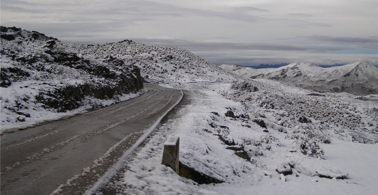 CarreteraPicoElAguila.jpg