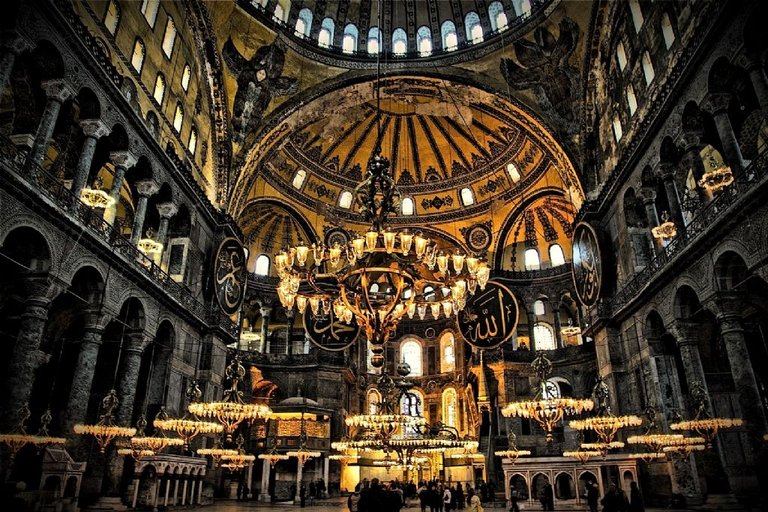 aya sofia iç.jpg