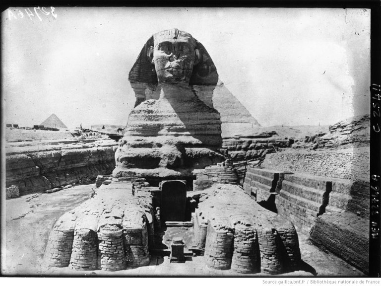 Le_grand_sphinx_dégagé_du_1926.jpeg