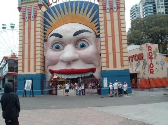 lunar-park-sydney.jpg