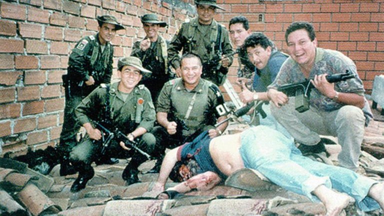 cadaver sangre Escobar infobae.jpg