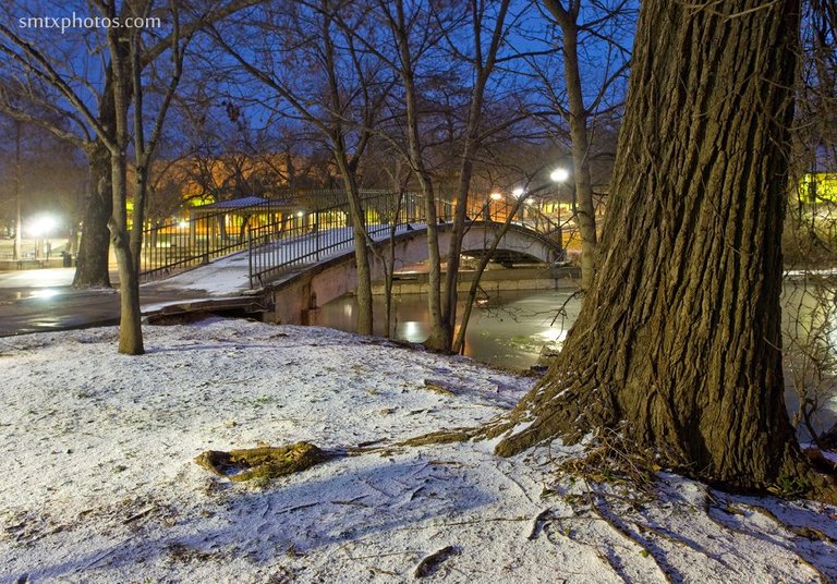 Snow-at-Sewell-Park-In-San-Marcos-TX.jpg