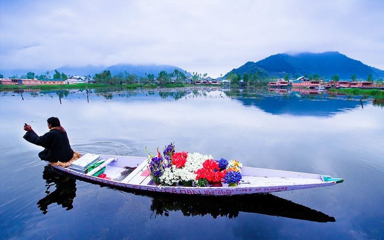 kashmir-dal-lake-Exposure.jpg