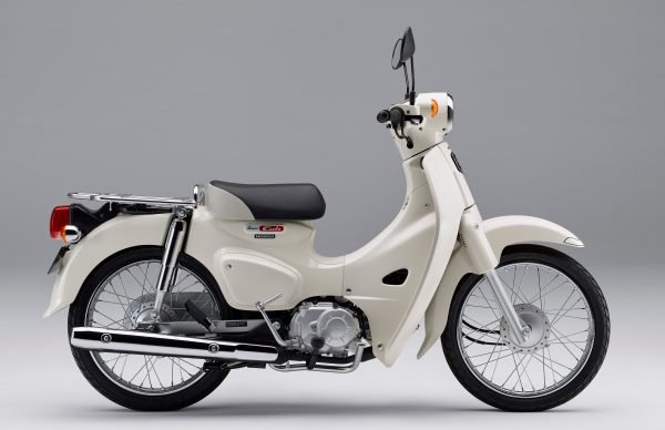 121817-2018-honda-super-cub-110-1-600x388.jpg