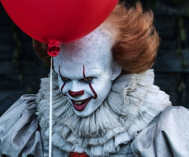 it-pennywise-costume-640x533.jpg