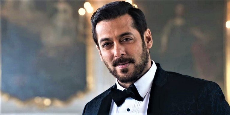 Salman-Khan-Tiger-Zinda-Hai-Dil-Diyan-Gallan-Bollyworm.jpg