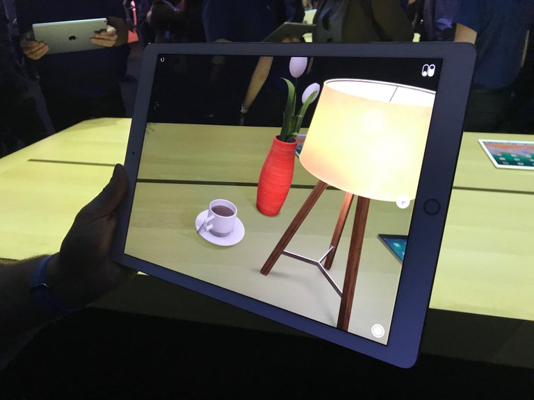 apple-arkit-2-wwdc.jpg