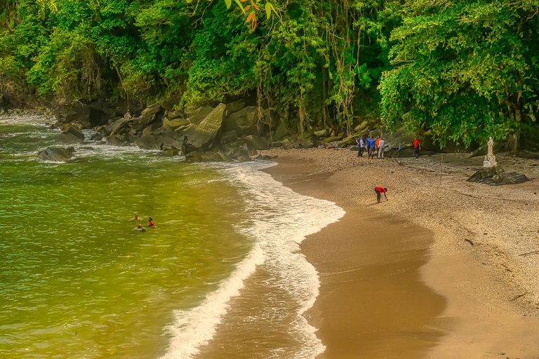 Saut-deau-beach-.jpg