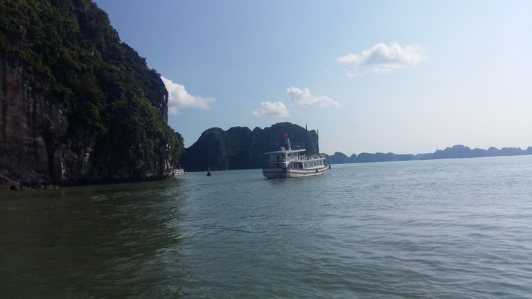 Ha Long Bay.jpg