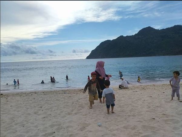 Indah 1.JPG