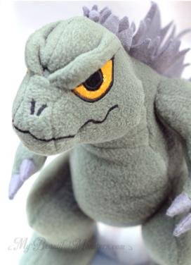 Godzilla_Plush_06.jpg