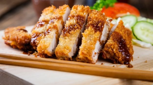 japanese-tonkatsu-625_625x350_41461925814.jpg