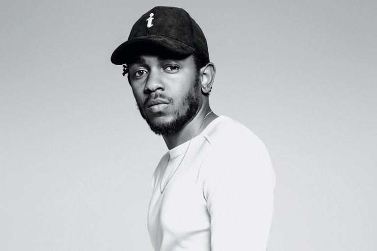 t-kendrick-lamar-hot-.jpg