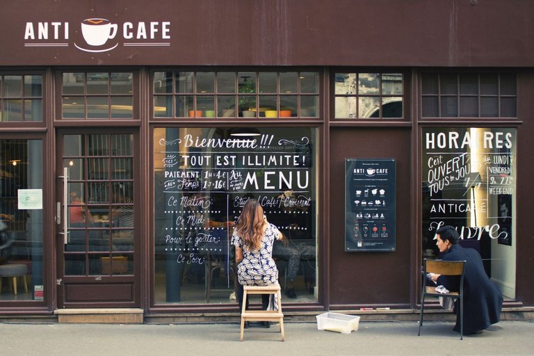 NextDoor LaDefense 15 Anti Cafe in Paris.jpg