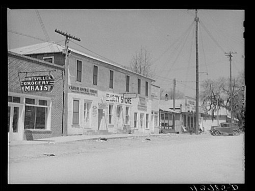 main-street-hinesville-ga-liberty-county-jack-delano-library-of-congress-georgia-in-the-great-depression-c2a9-brian-brown-vanishing-media-usa-2012.jpg