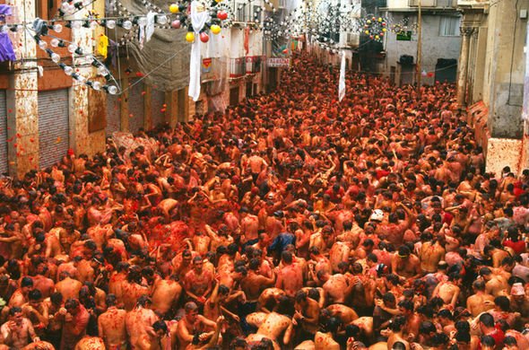 la-tomatina-festival-spain-638593.jpg